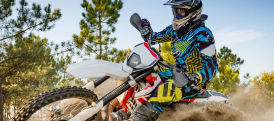 Équipement motocross et tout terrain